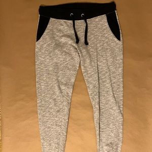 Thrill Gary and black joggers unisex